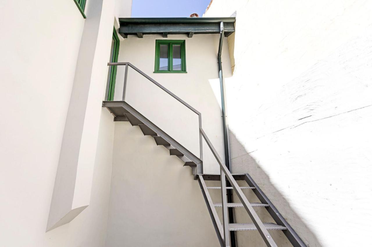 D. Joao IV Apartments By Lovelystay Porto Ngoại thất bức ảnh